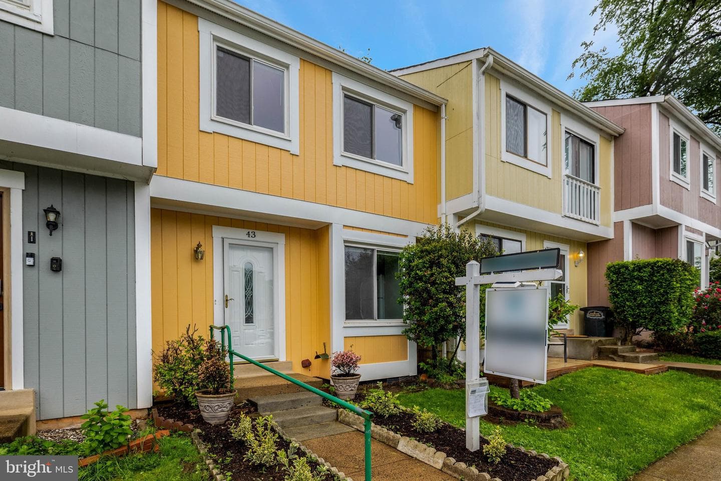 43 Sugarland Square Court photo 2