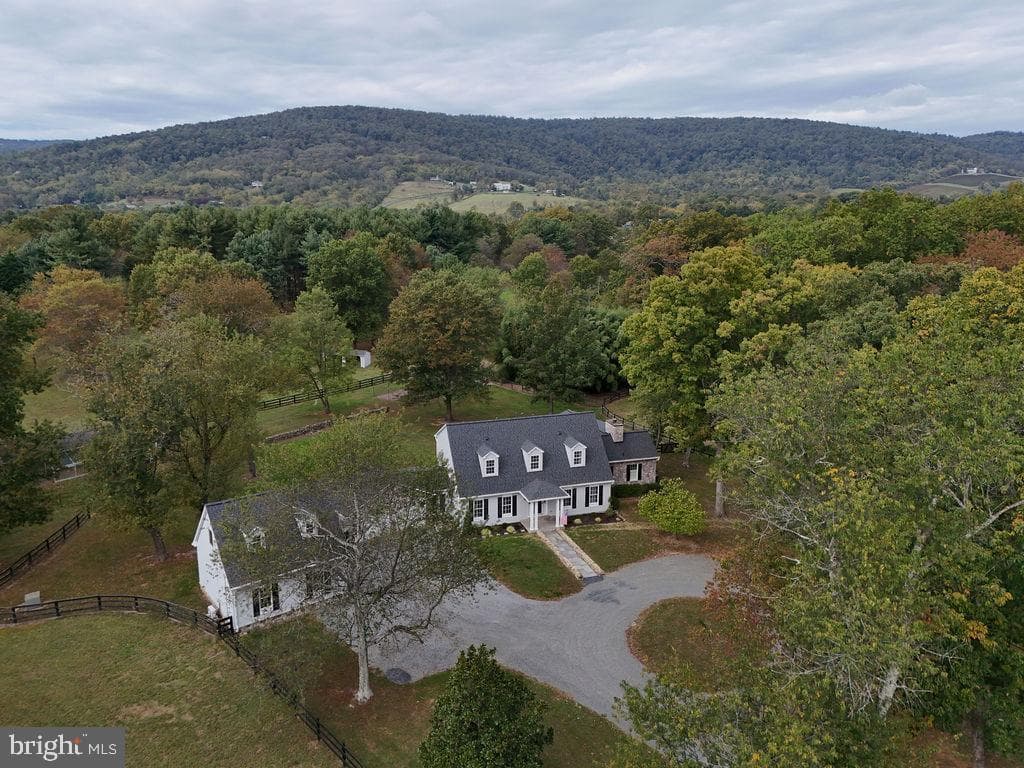 19821 Foggy Bottom Road