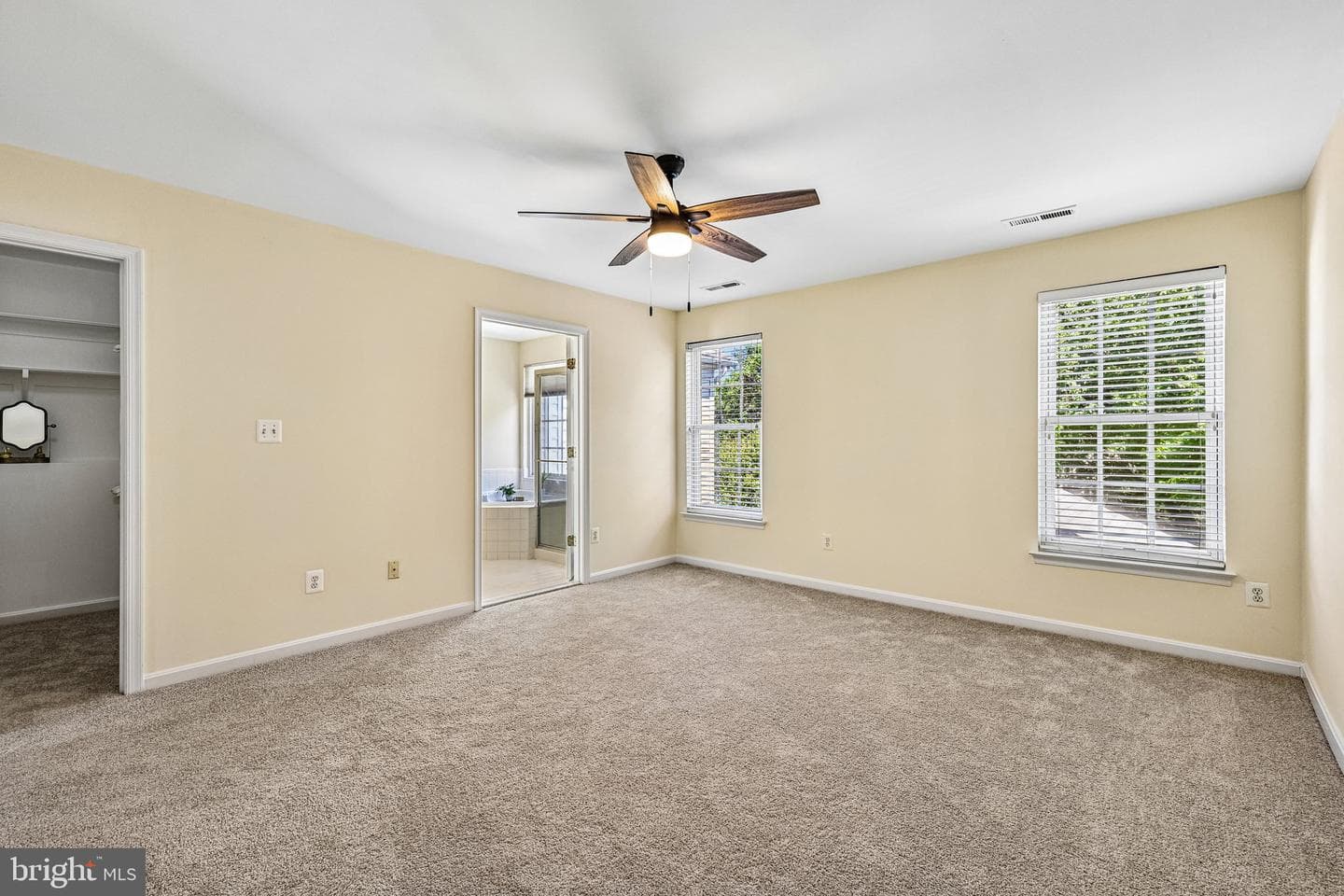 26071 Nimbleton Square photo 25