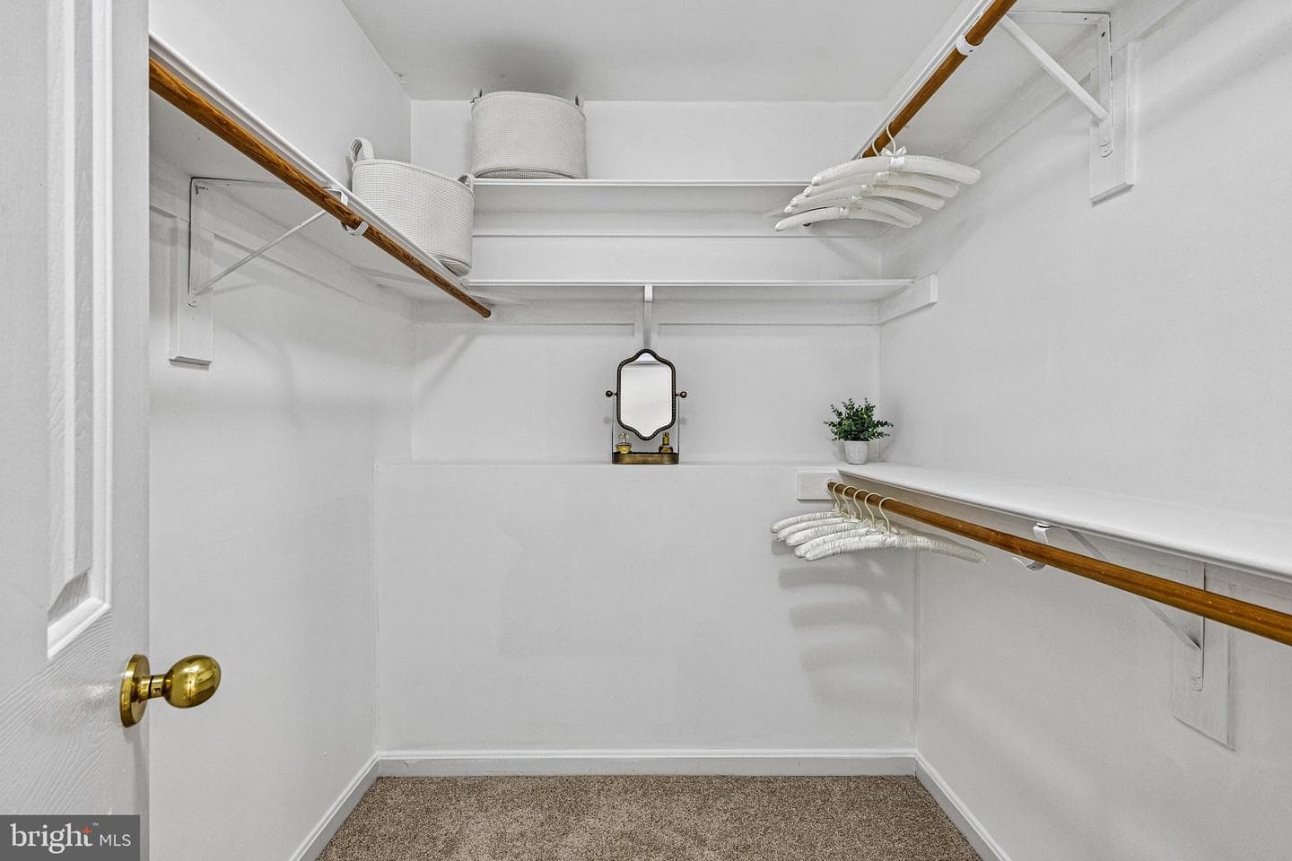 26071 Nimbleton Square photo 28