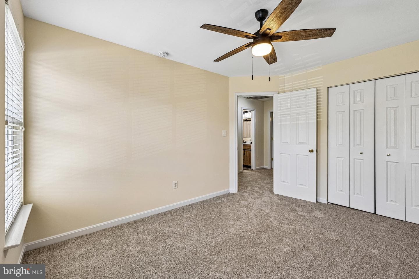 26071 Nimbleton Square photo 32