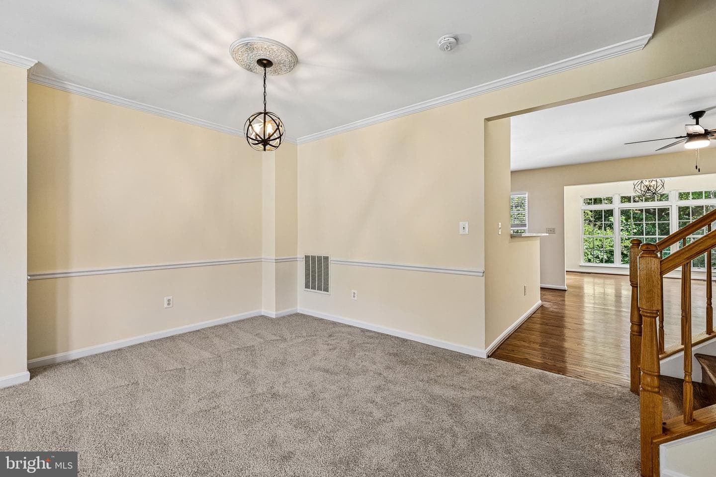 26071 Nimbleton Square photo 8