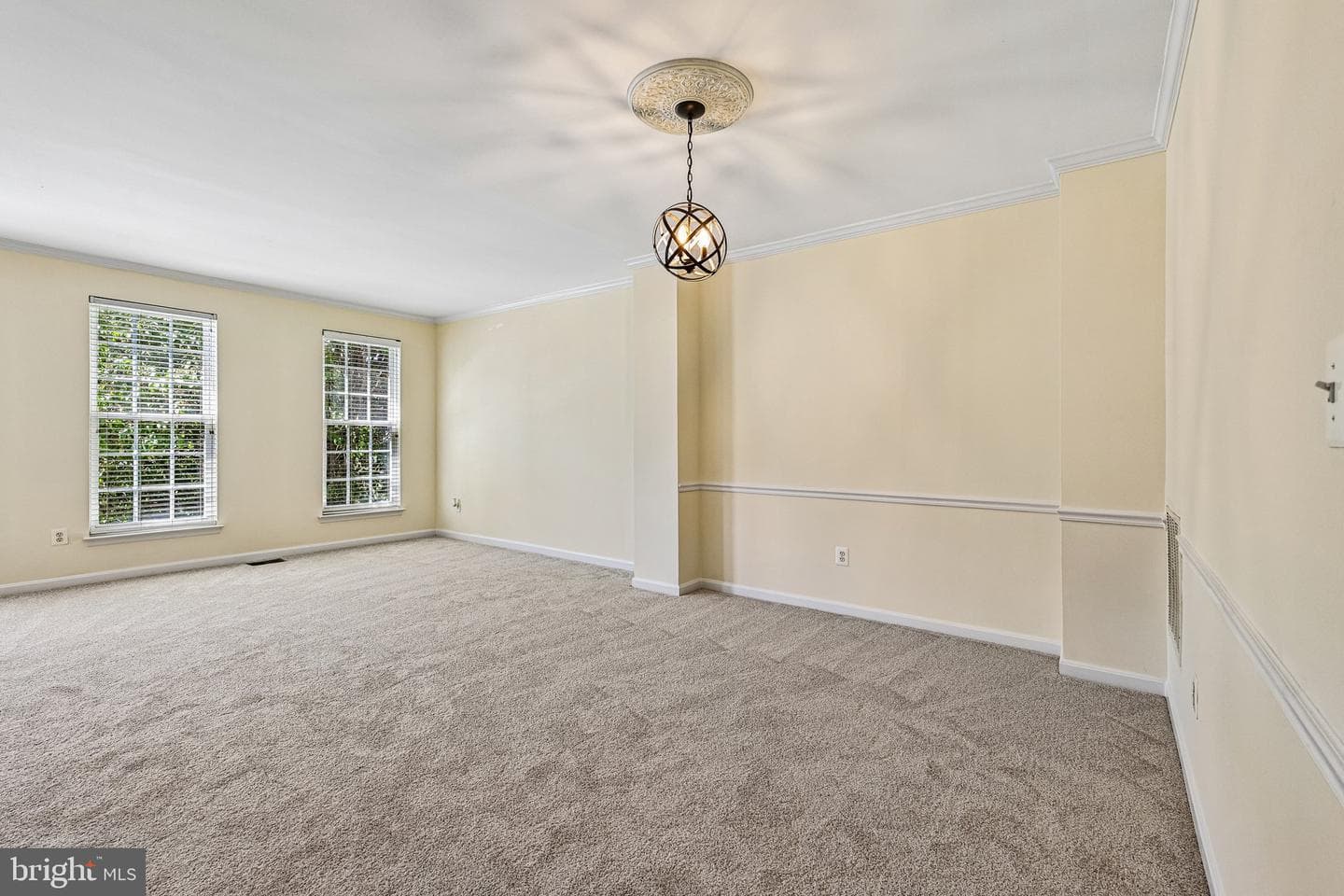 26071 Nimbleton Square photo 9