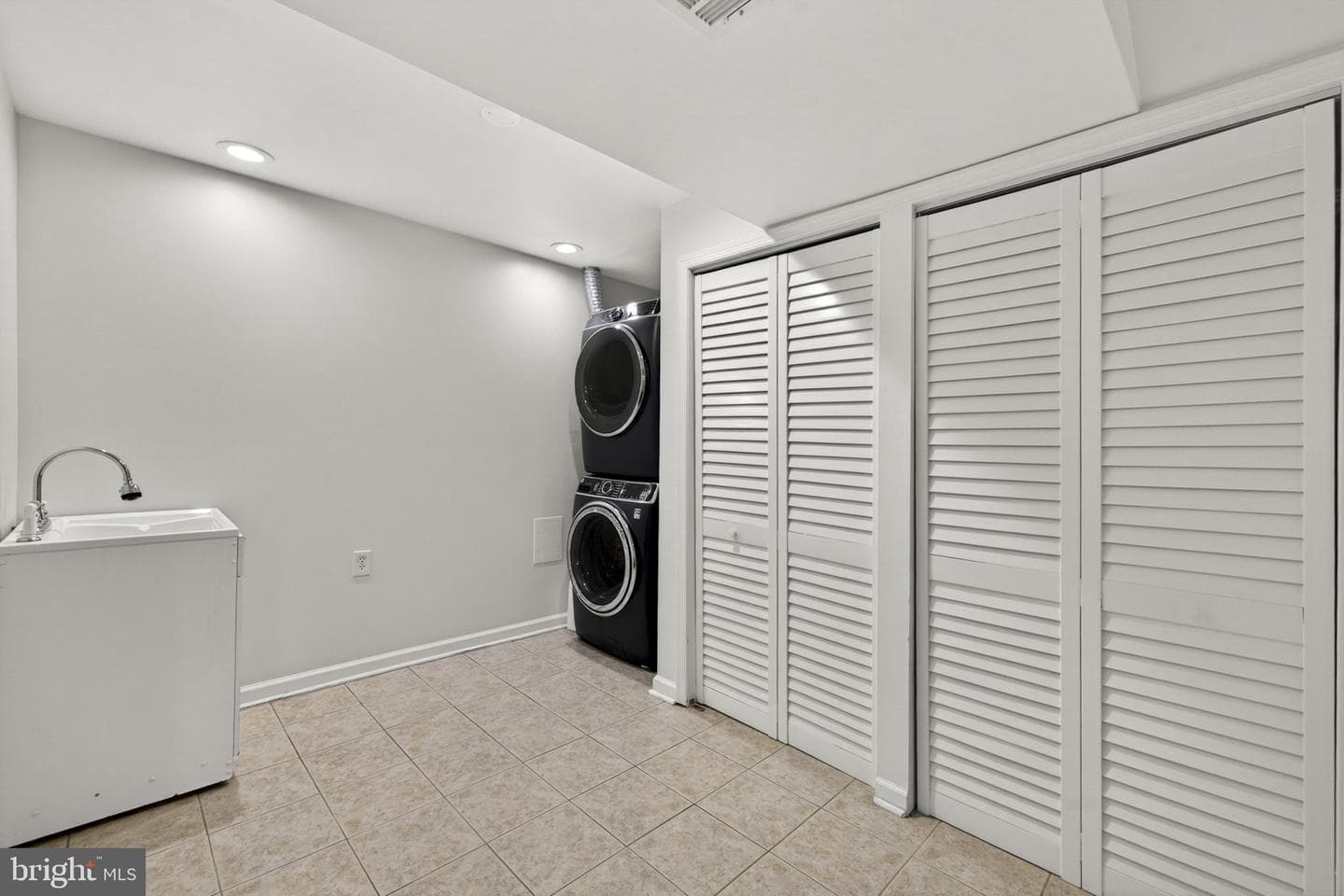 34 Linden Hill Way SW photo 70