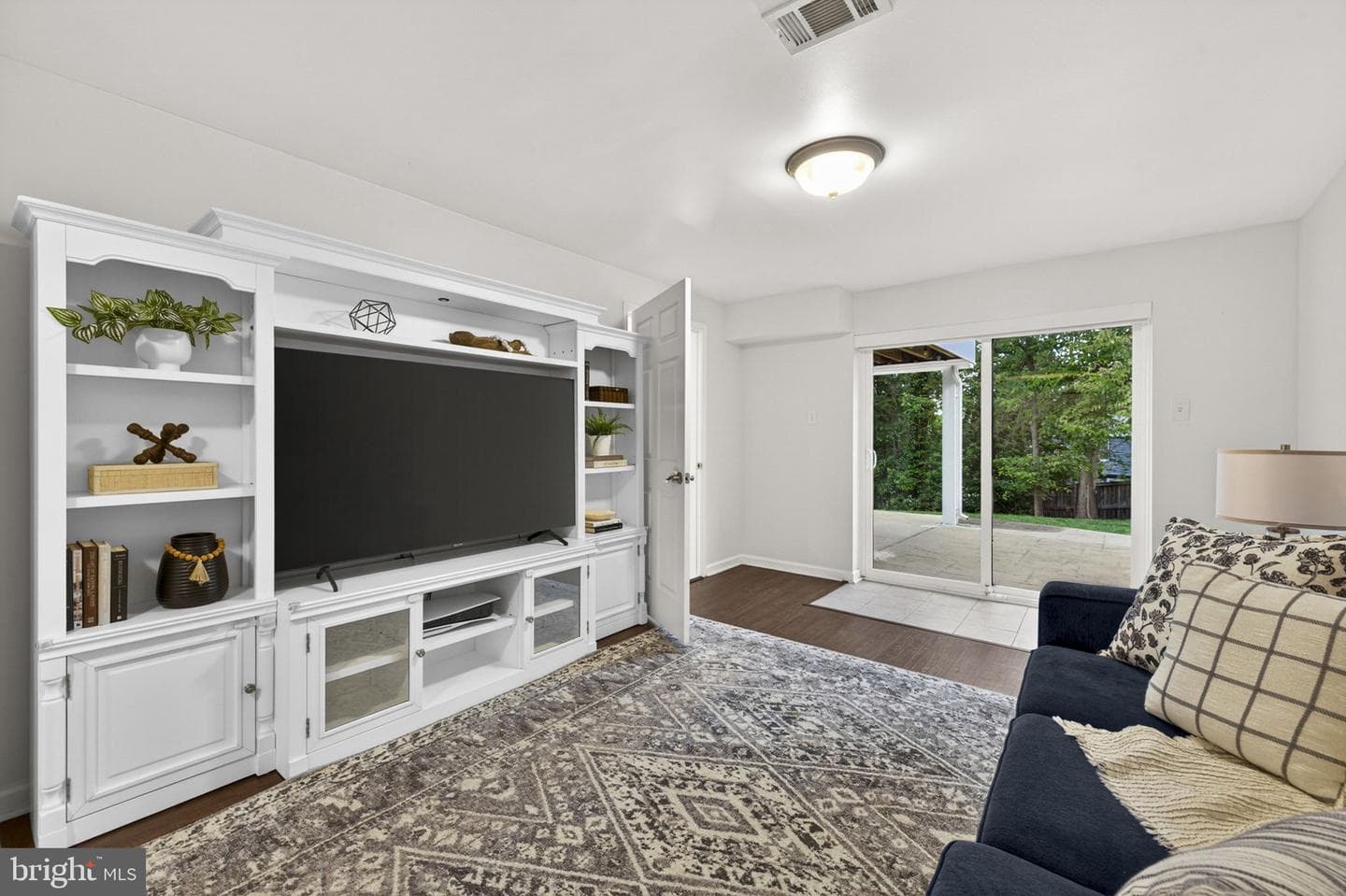 34 Linden Hill Way SW photo 8