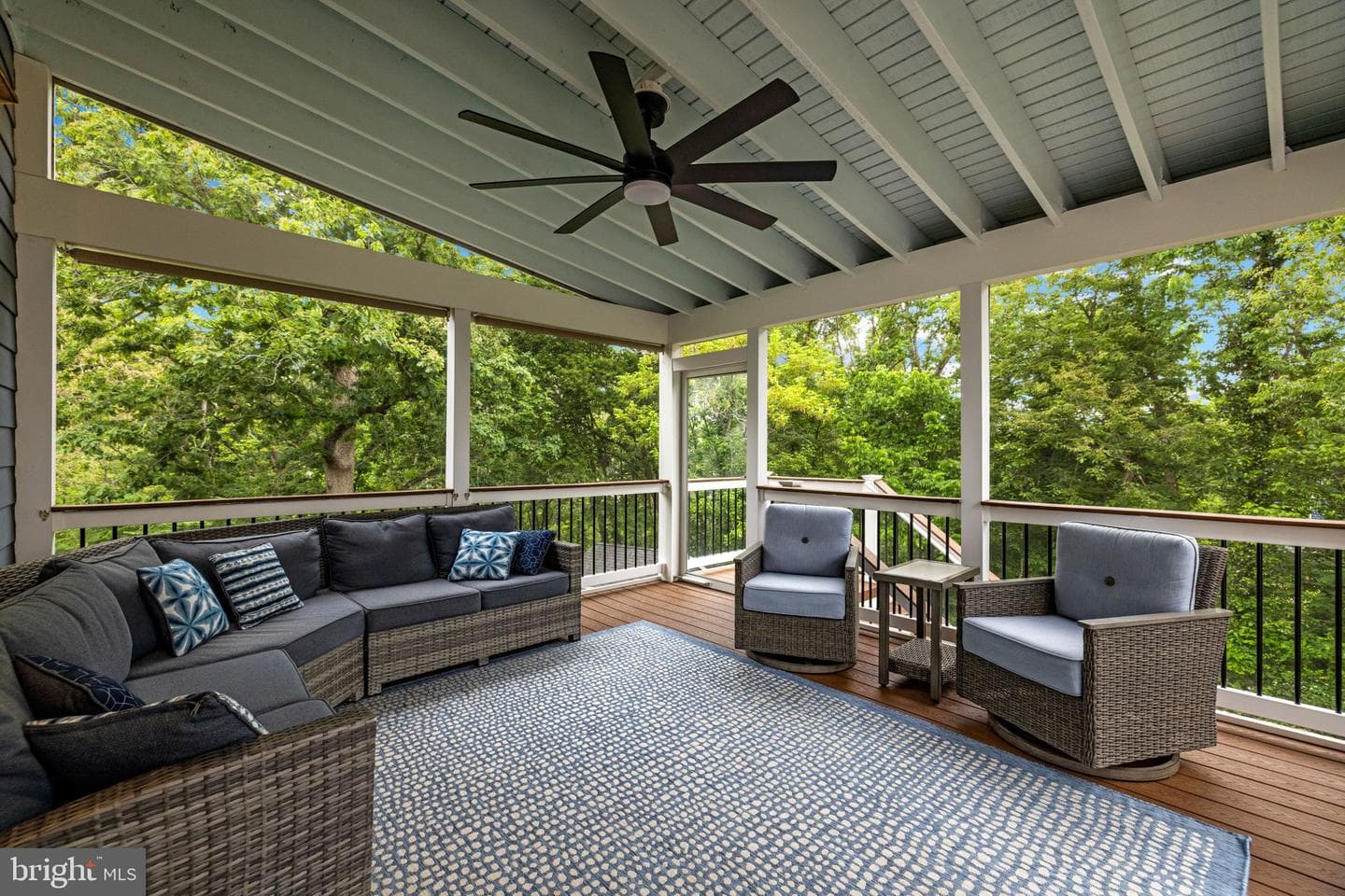 34 Linden Hill Way SW photo 9