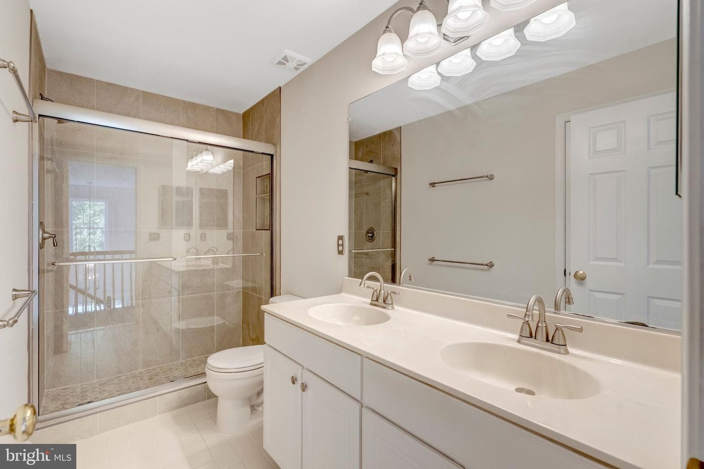 43896 Churchill Glen Drive photo 38