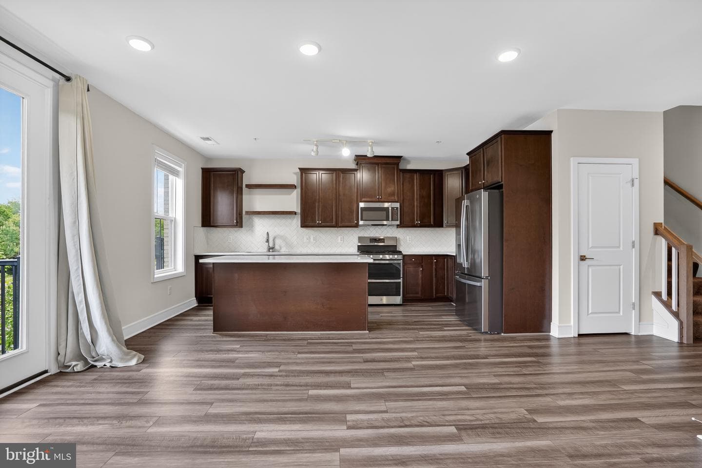 43242 Farringdon Square photo 12
