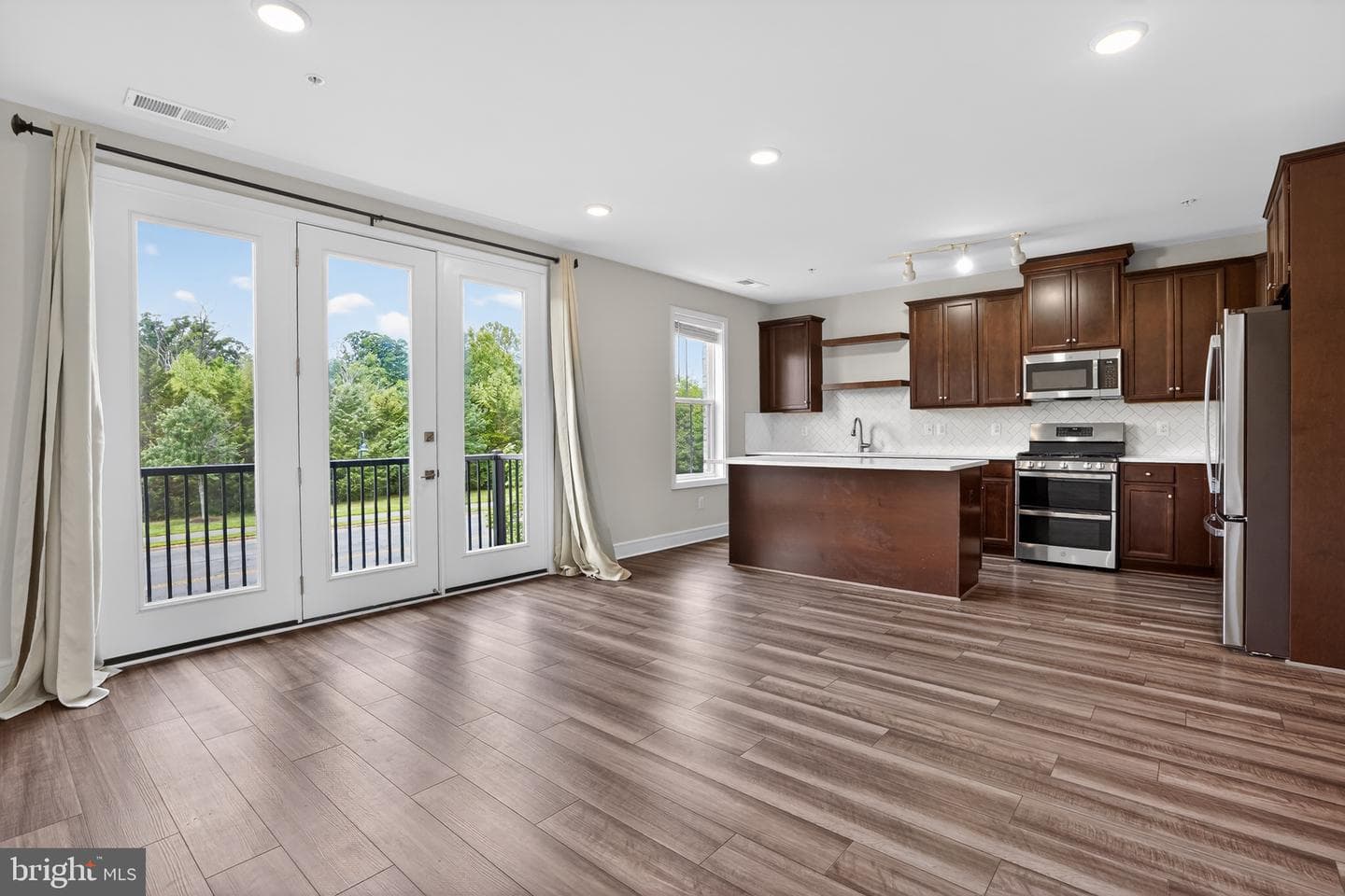 43242 Farringdon Square photo 13