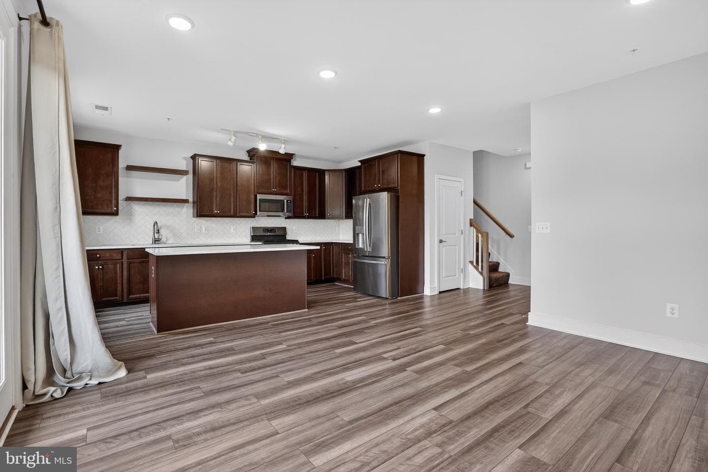 43242 Farringdon Square photo 15