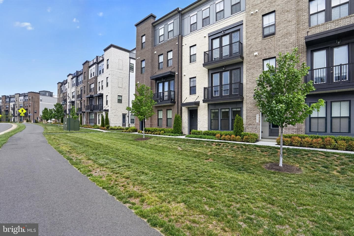 43242 Farringdon Square, Broadlands
