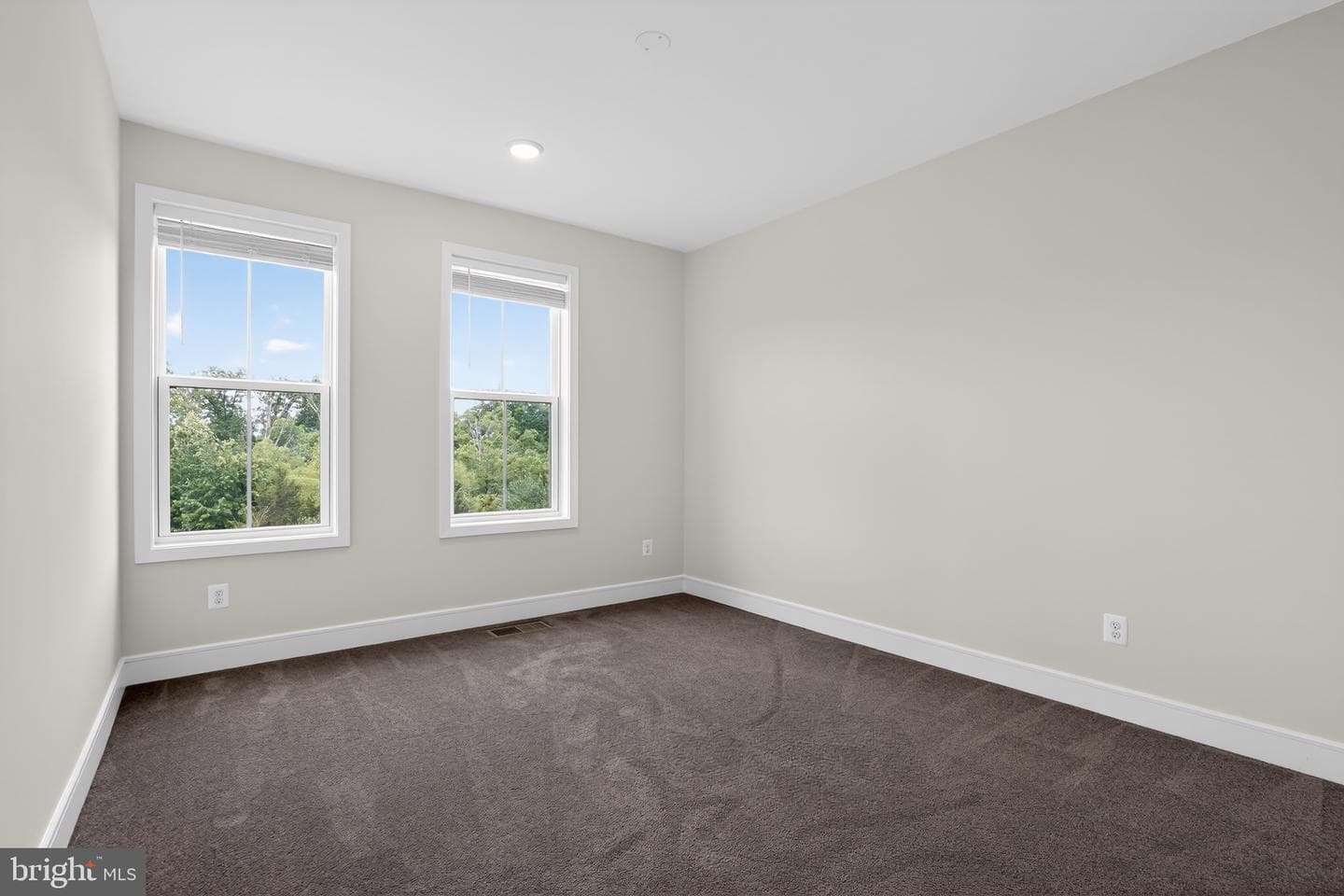 43242 Farringdon Square photo 26