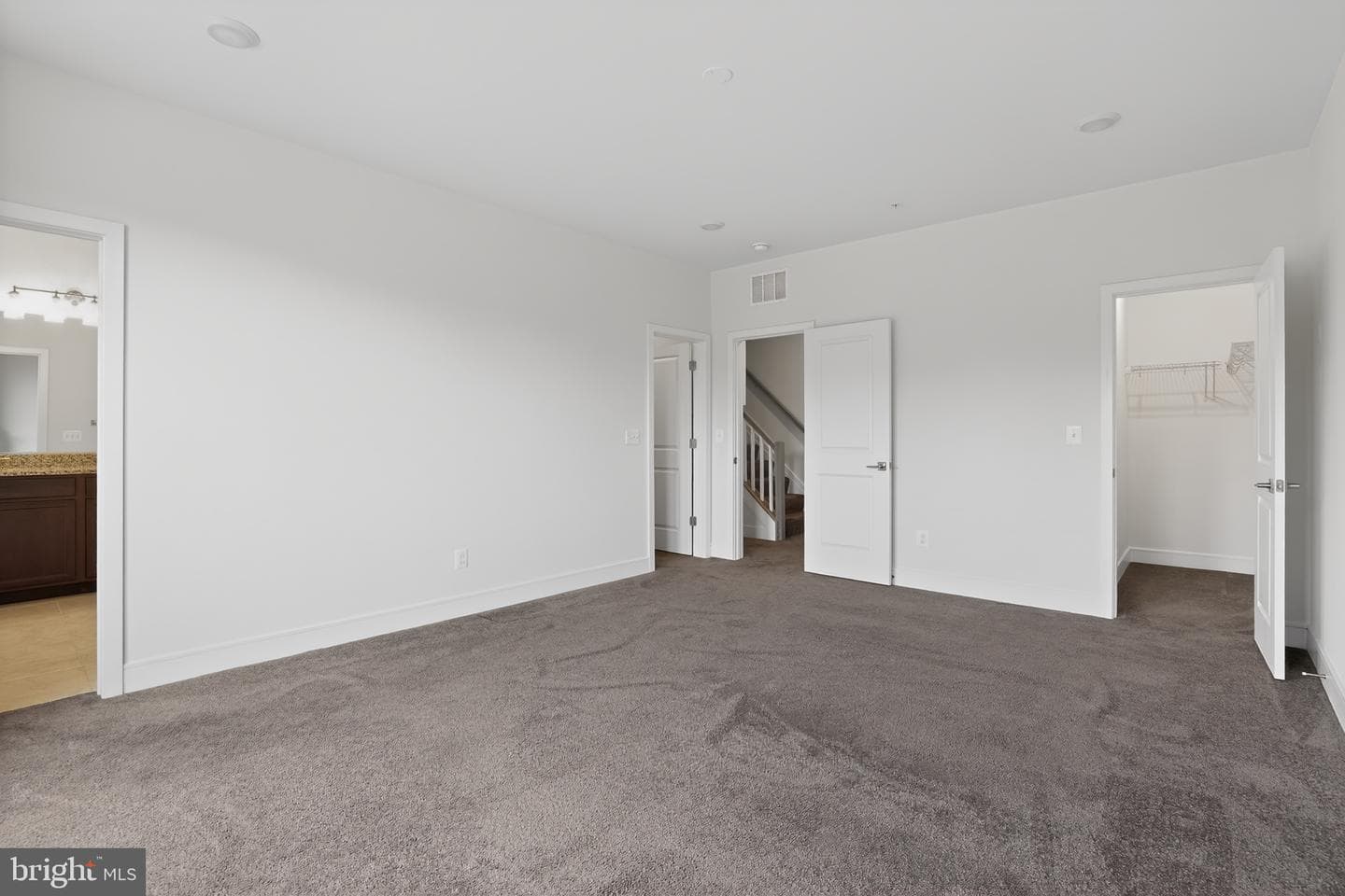 43242 Farringdon Square photo 27