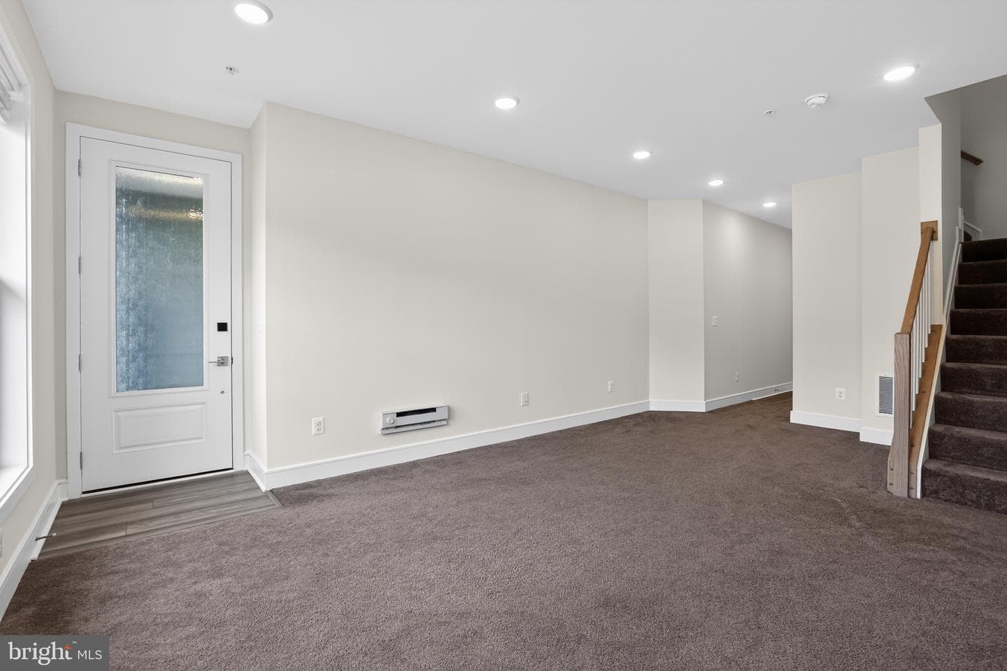 43242 Farringdon Square photo 6