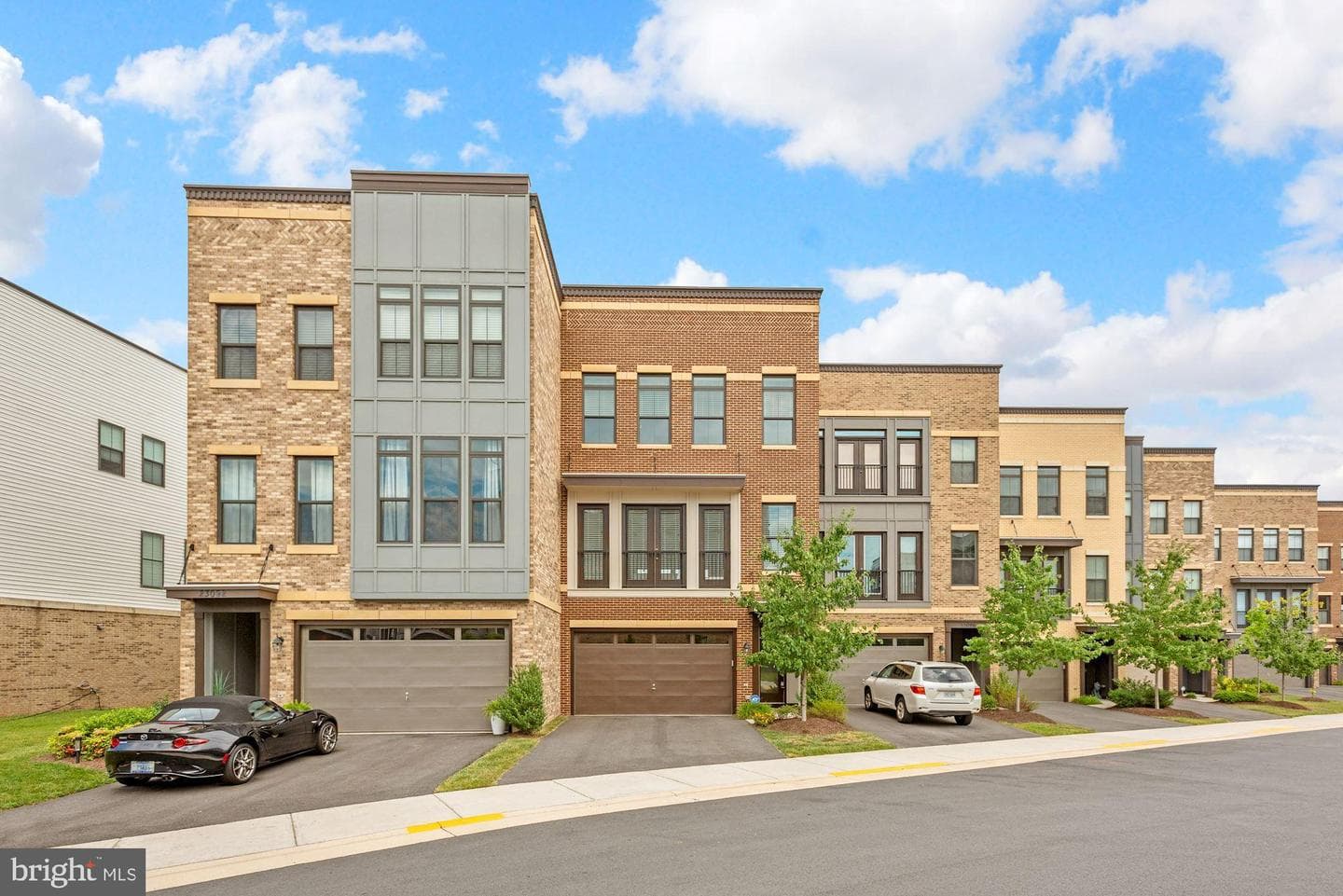 23094 Sullivans Cove Square, Brambleton
