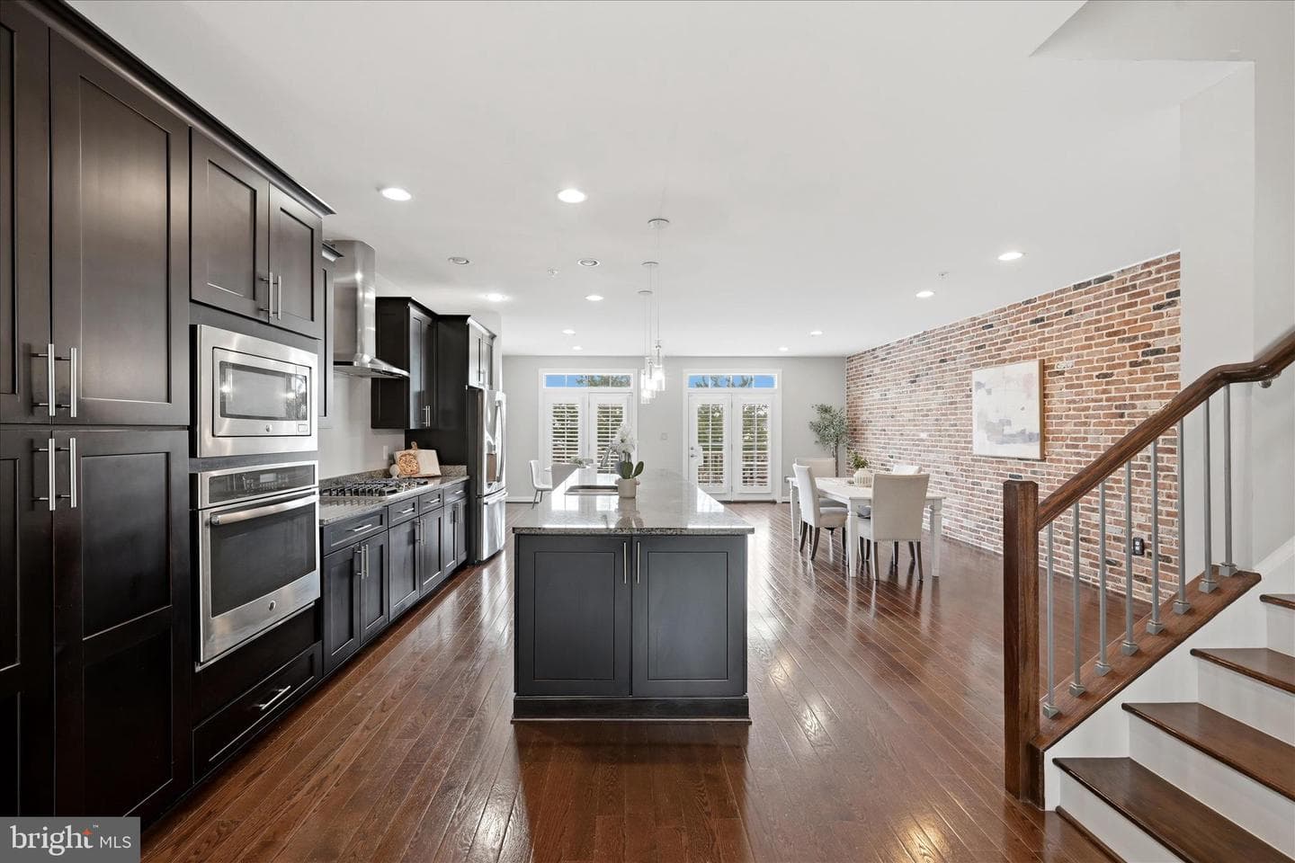 20668 Duxbury Terrace photo 25