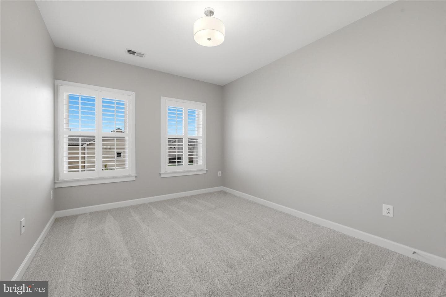 20668 Duxbury Terrace photo 40
