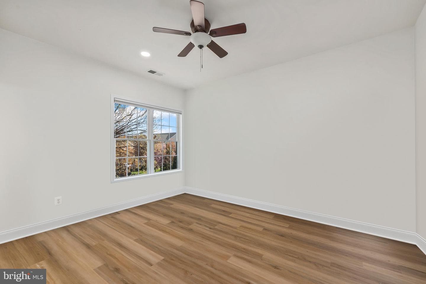 43341 Barnstead Drive photo 43