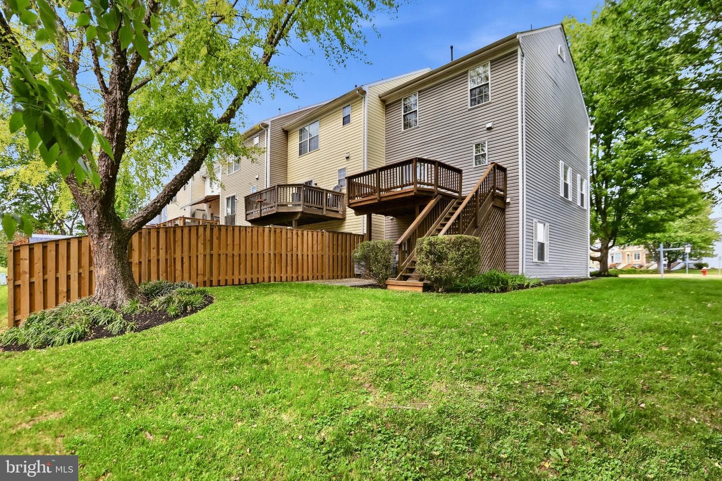 502 Lynchburg Terrace NE photo 3