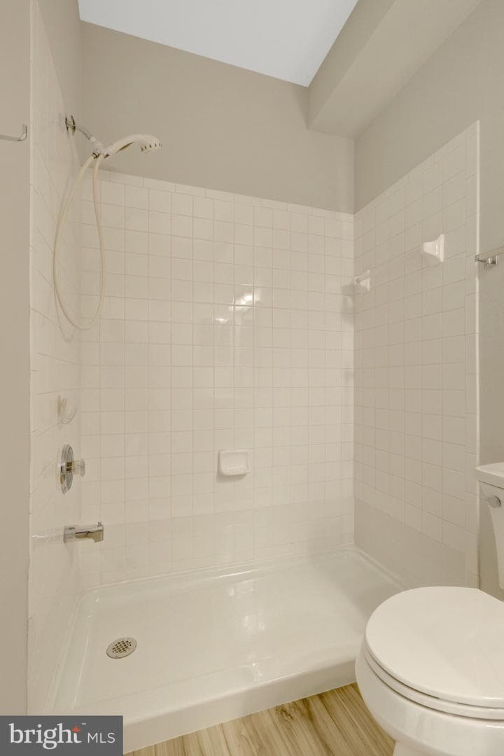 42421 Rockrose Square #101 photo 17