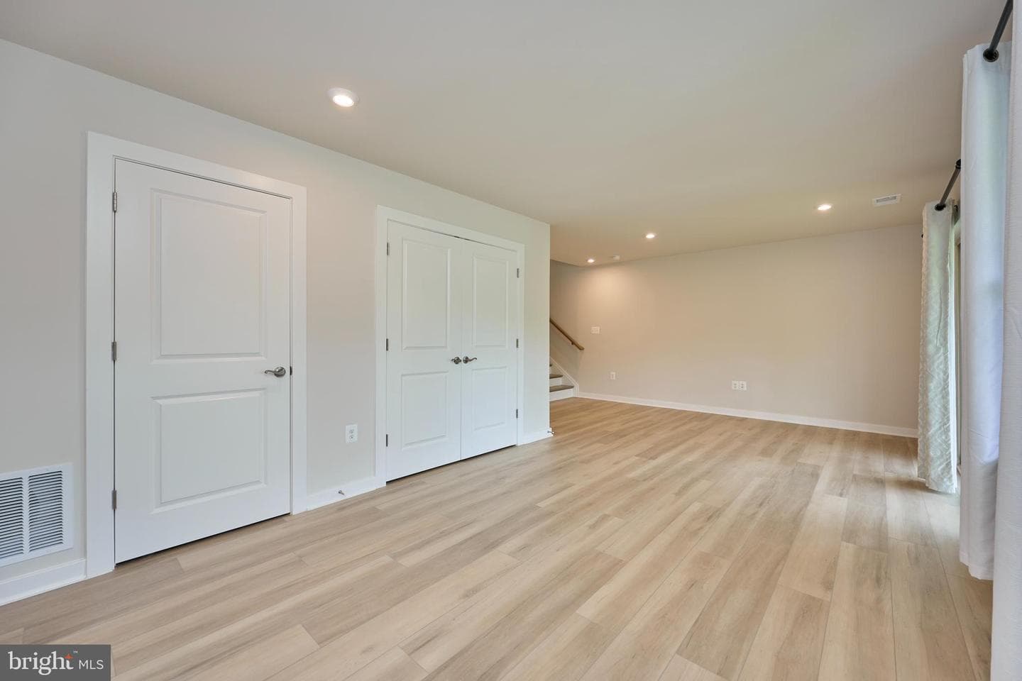 1035 Venifena Terrace SE photo 31