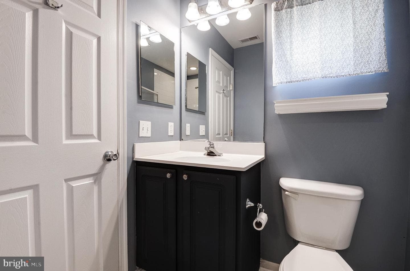 23014 Fontwell Square photo 24