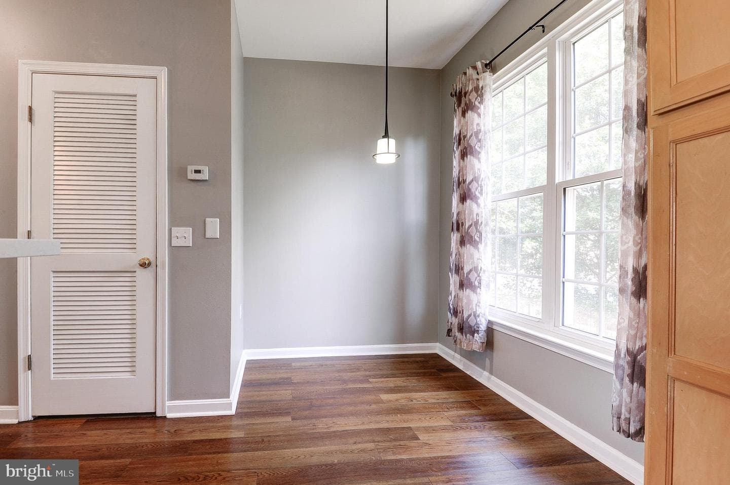 23014 Fontwell Square photo 7