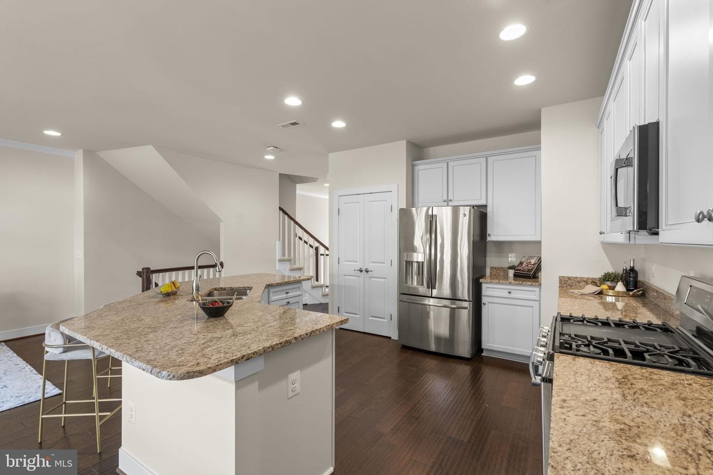 46680 Joubert Terrace photo 18