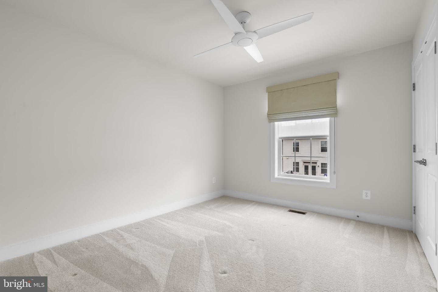 46680 Joubert Terrace photo 41