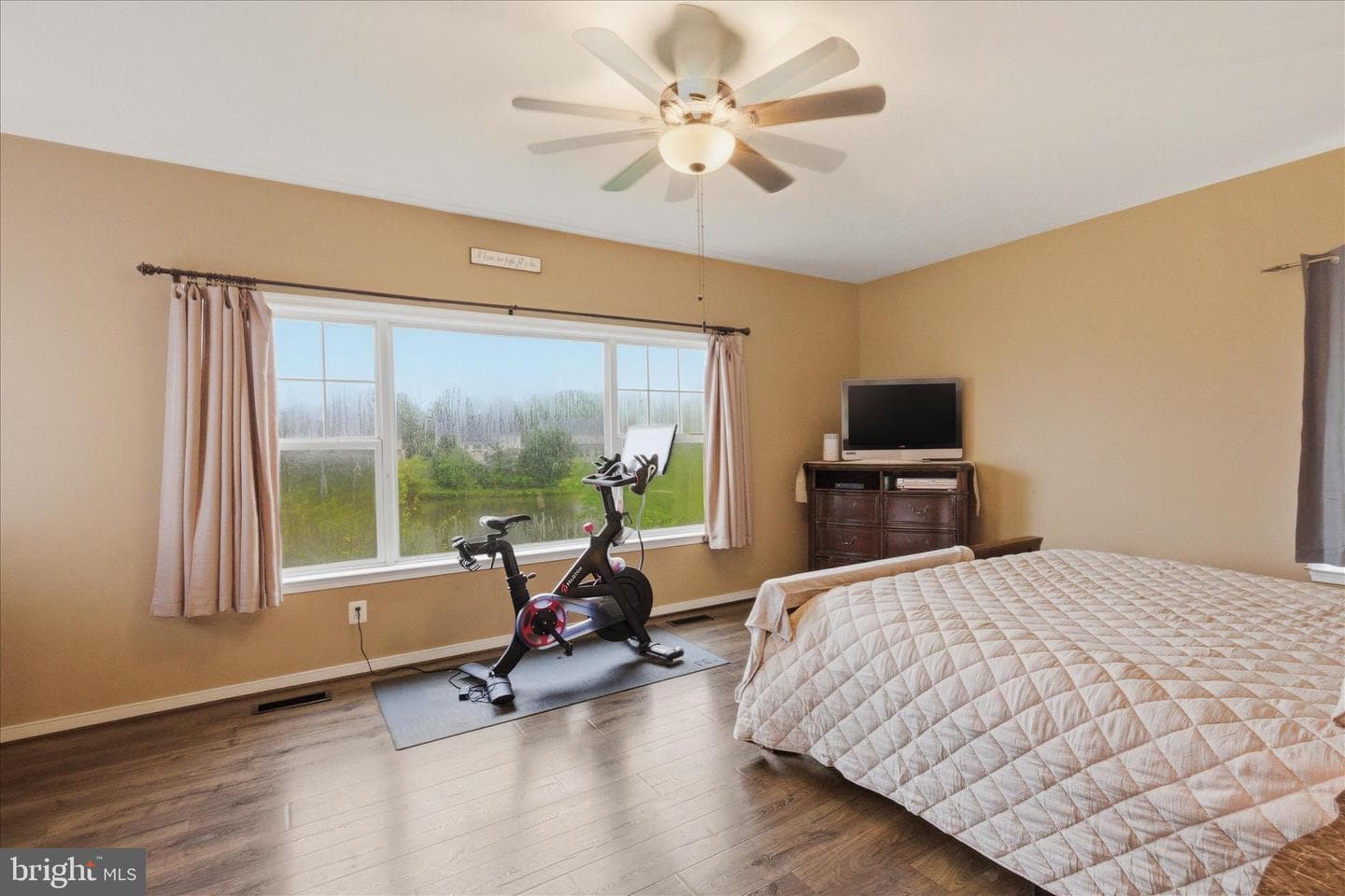 43605 Wembley Lane photo 19