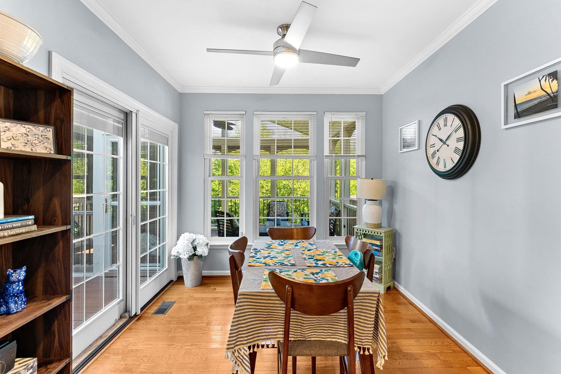 44168 Paget Terrace photo 9