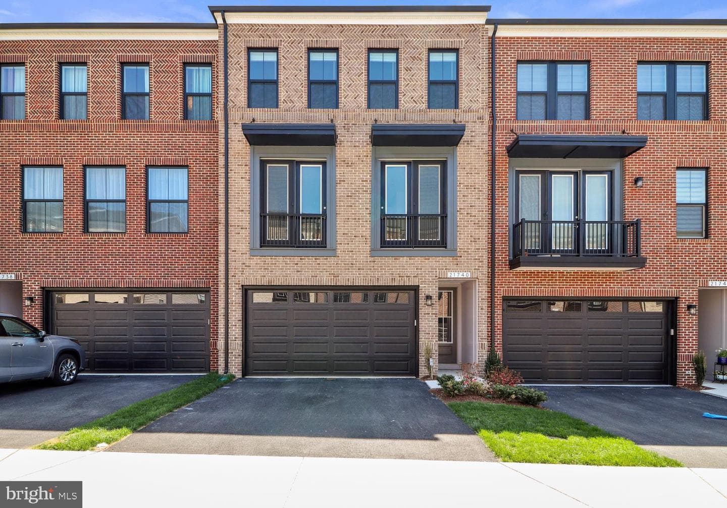 21740 Charing Cross Terrace, Broadlands