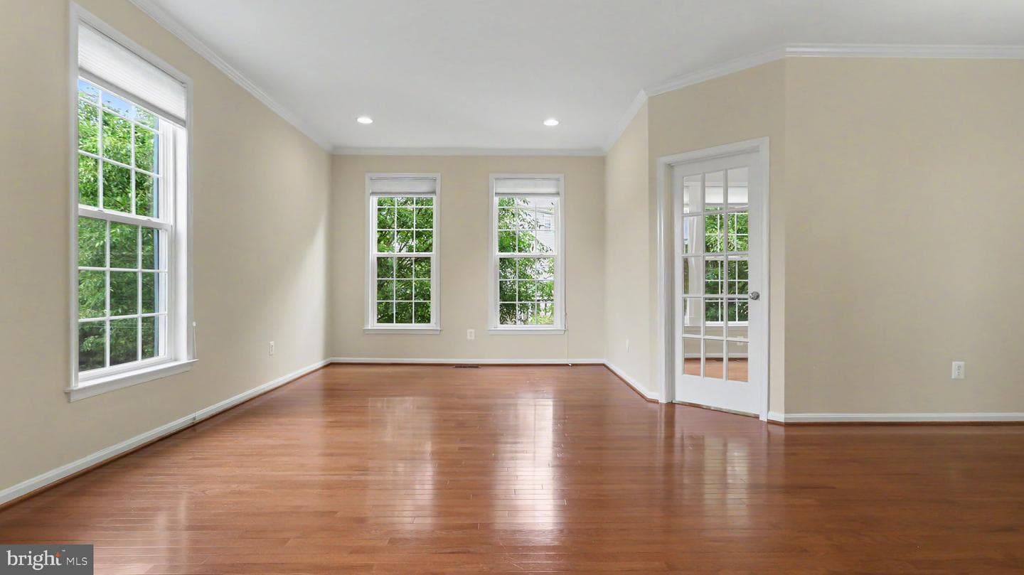 42371 Trellis Square photo 15