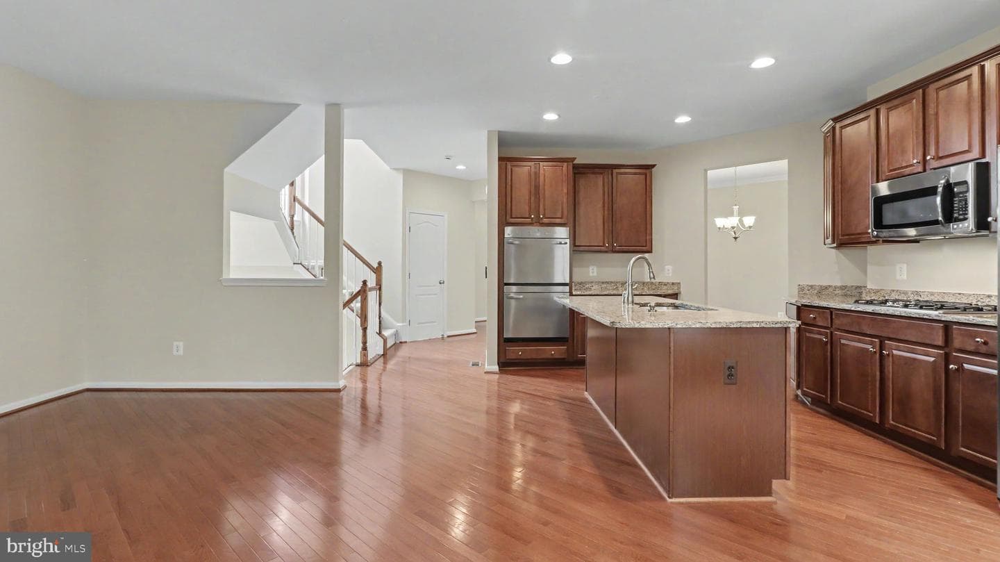 42371 Trellis Square photo 25
