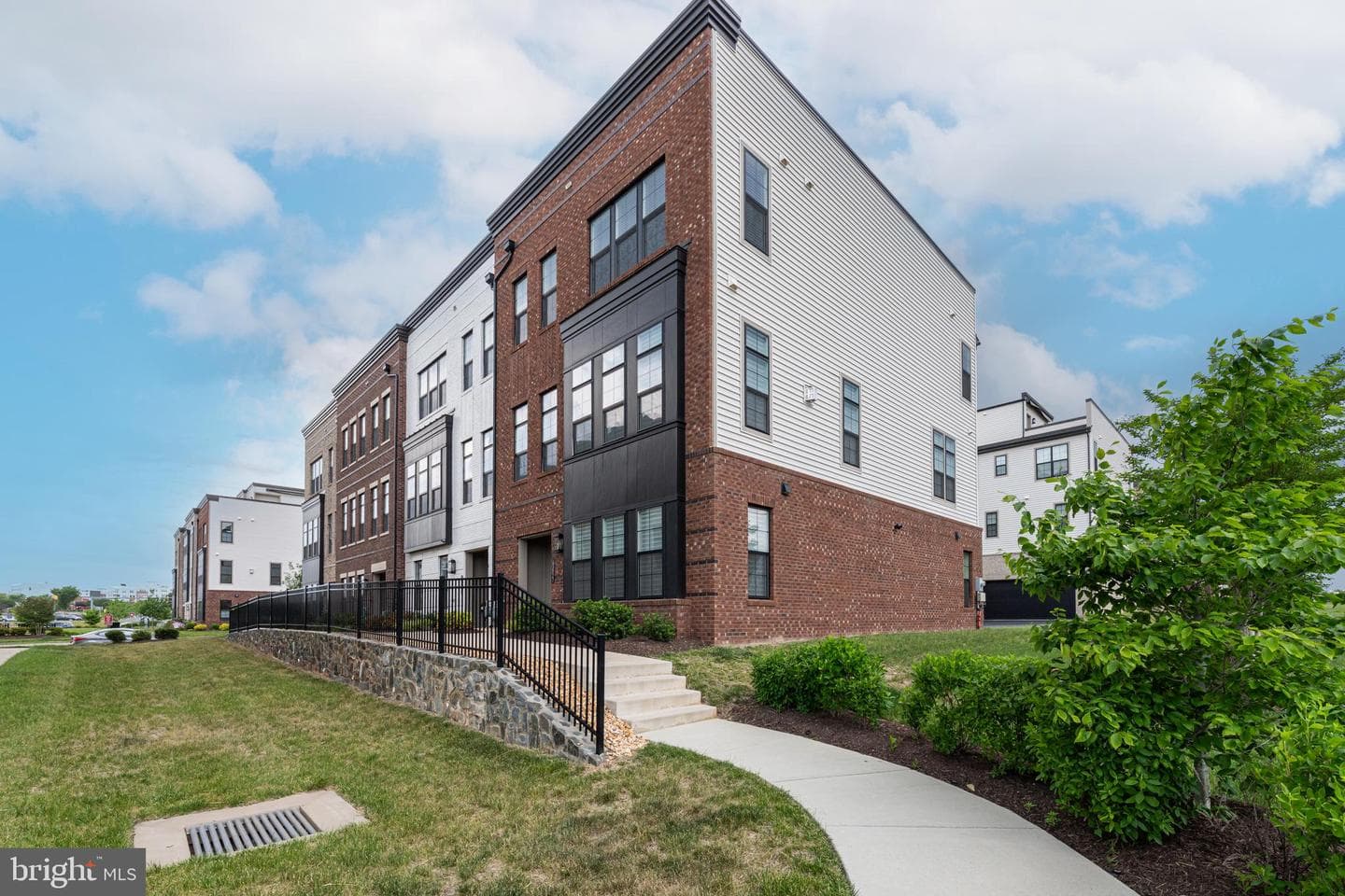 43927 Hurleys Hunt Terrace, Ashburn