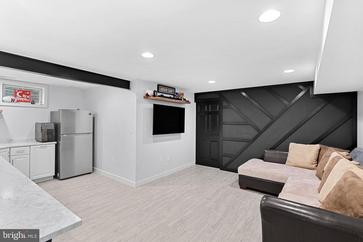 17180 Magic Mountain Drive photo 36
