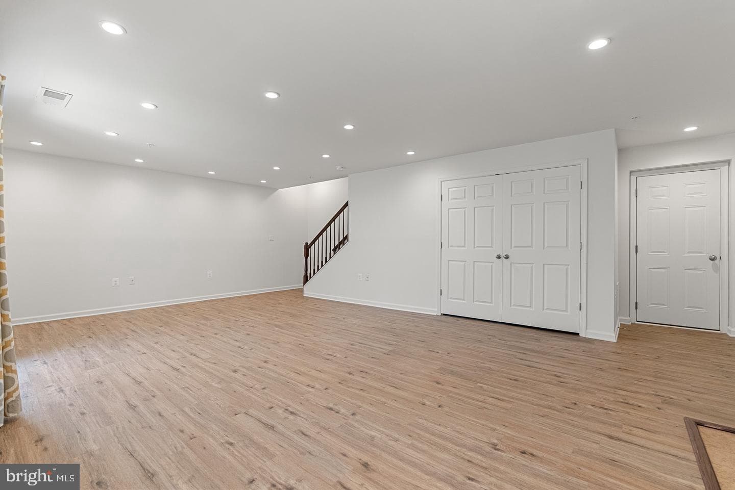 42189 Shorecrest Terrace photo 15