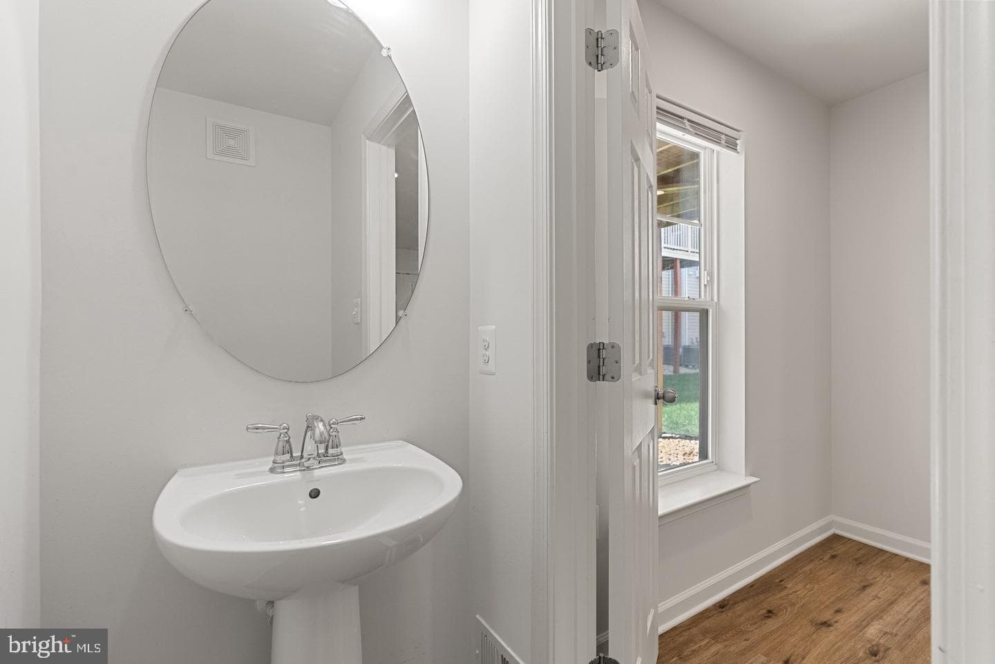42189 Shorecrest Terrace photo 17
