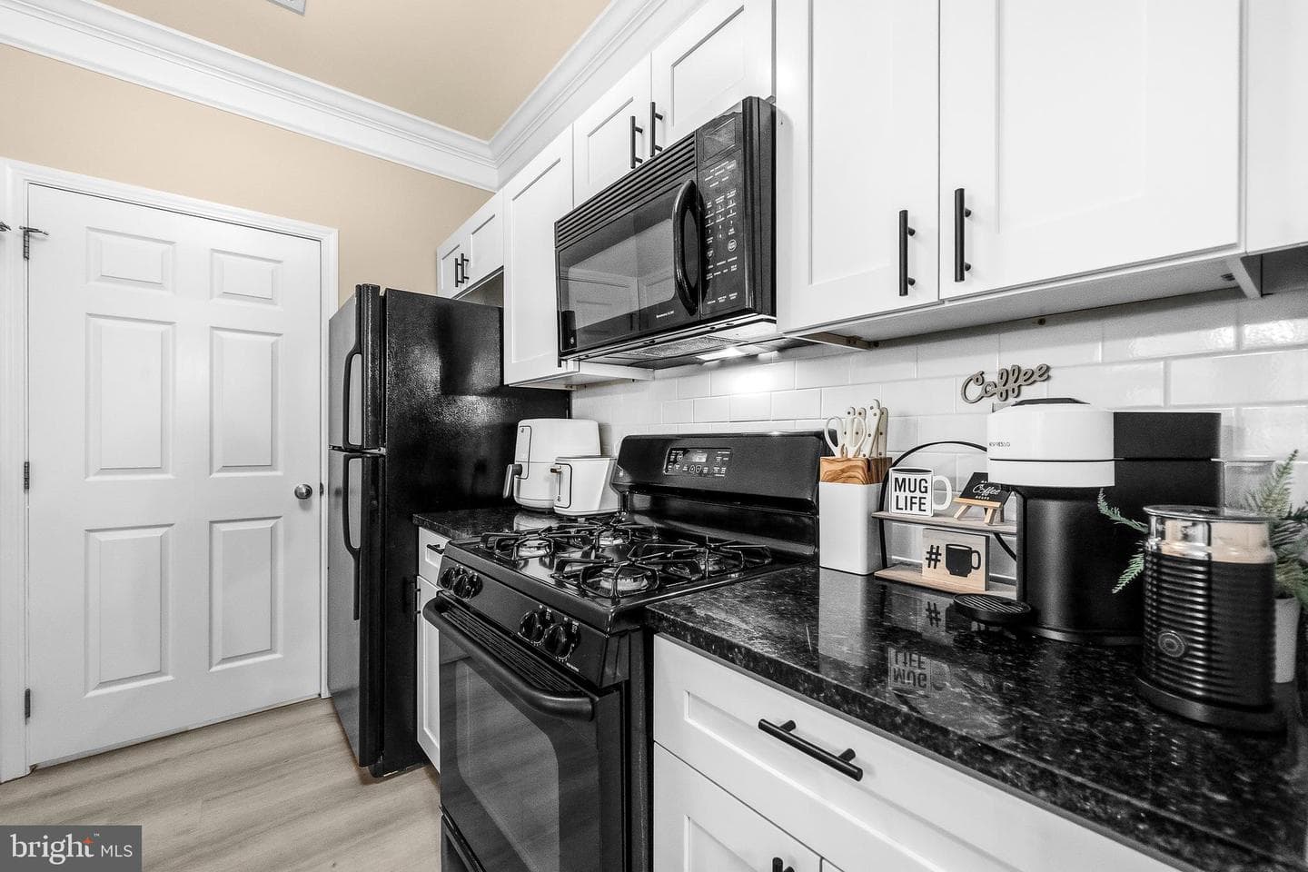 512 Sunset View Terrace SE #202 photo 12