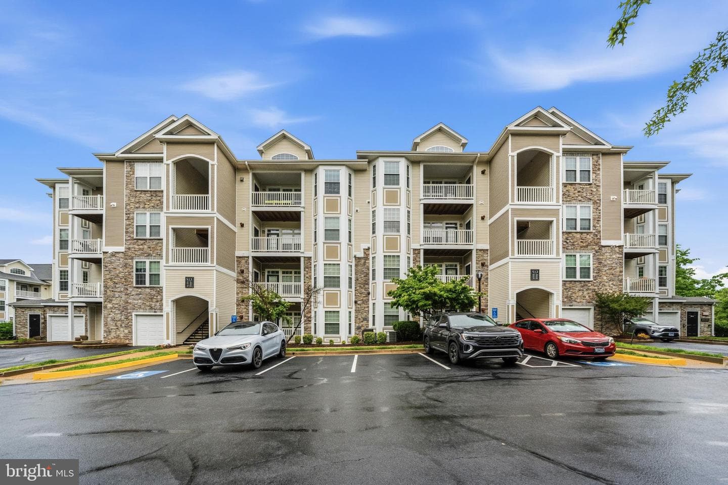 512 Sunset View Terrace SE #202 photo 41
