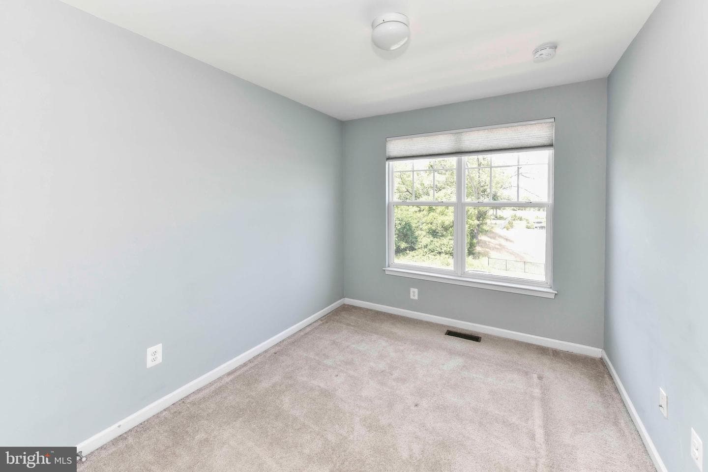 44025 Eastgate View Drive photo 22