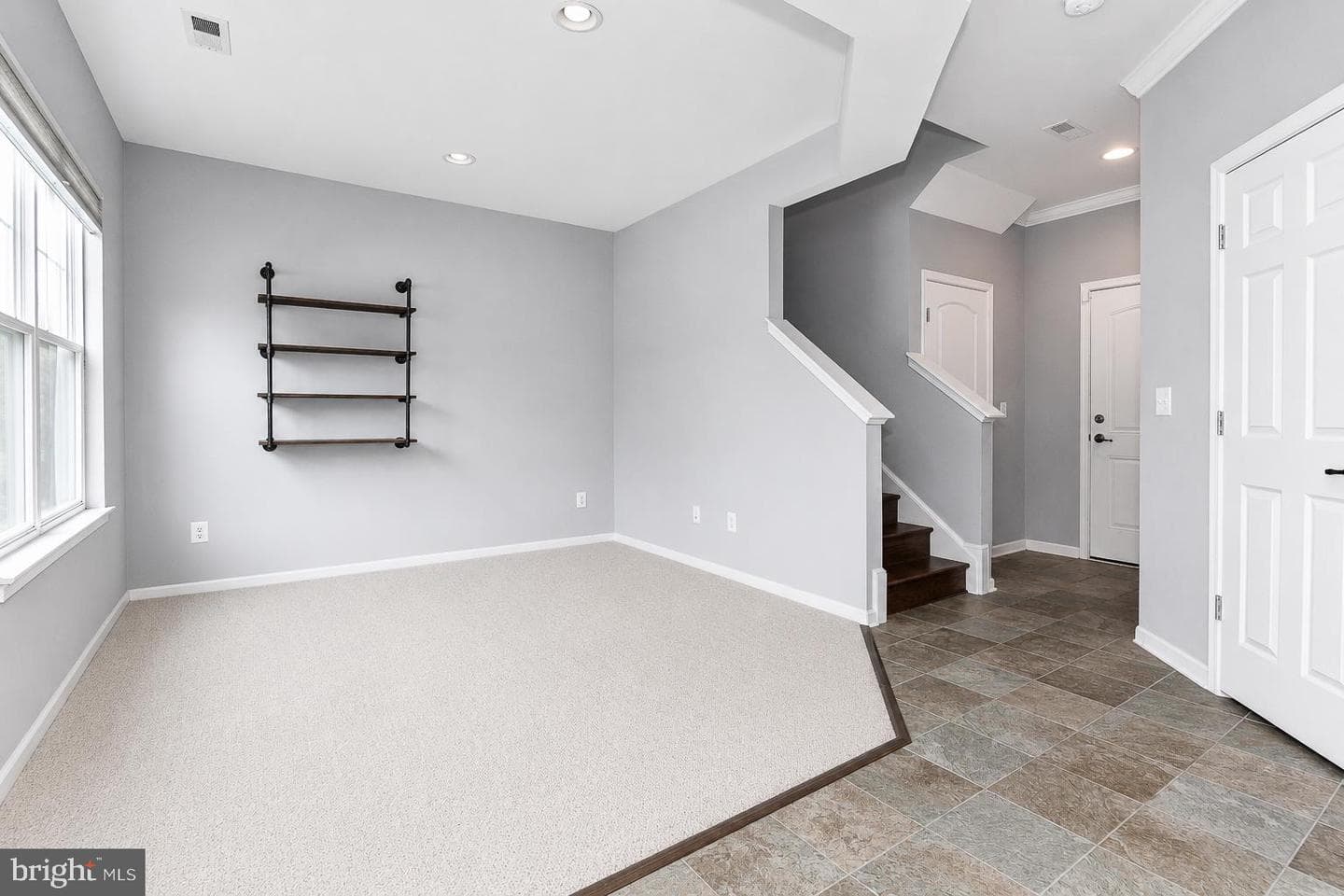 44025 Eastgate View Drive photo 5