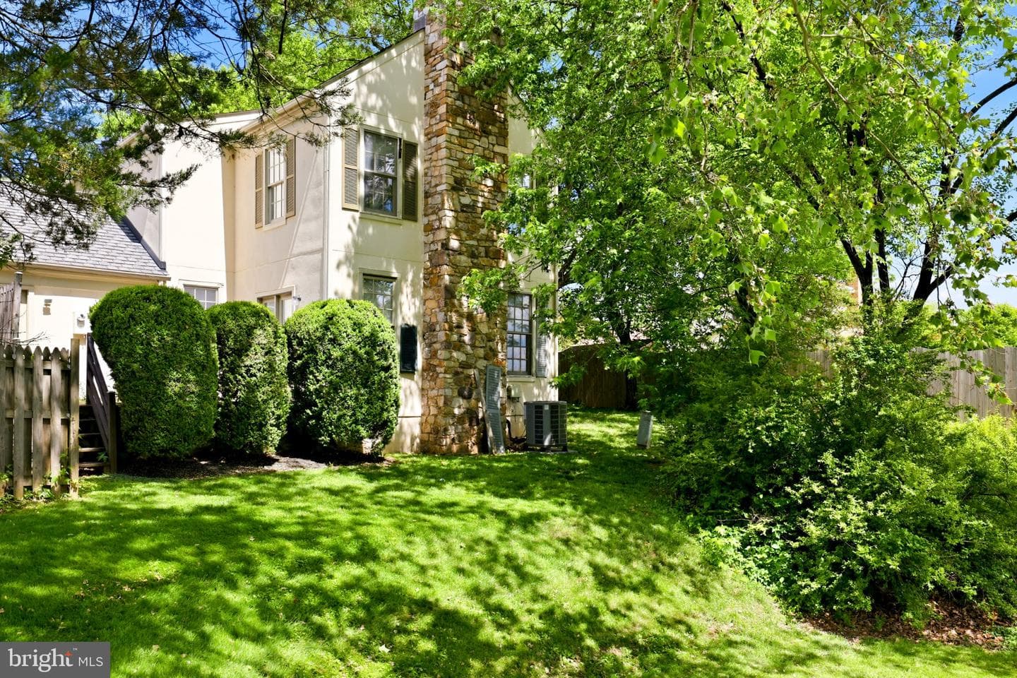 4 Linden Hill Way SW photo 14
