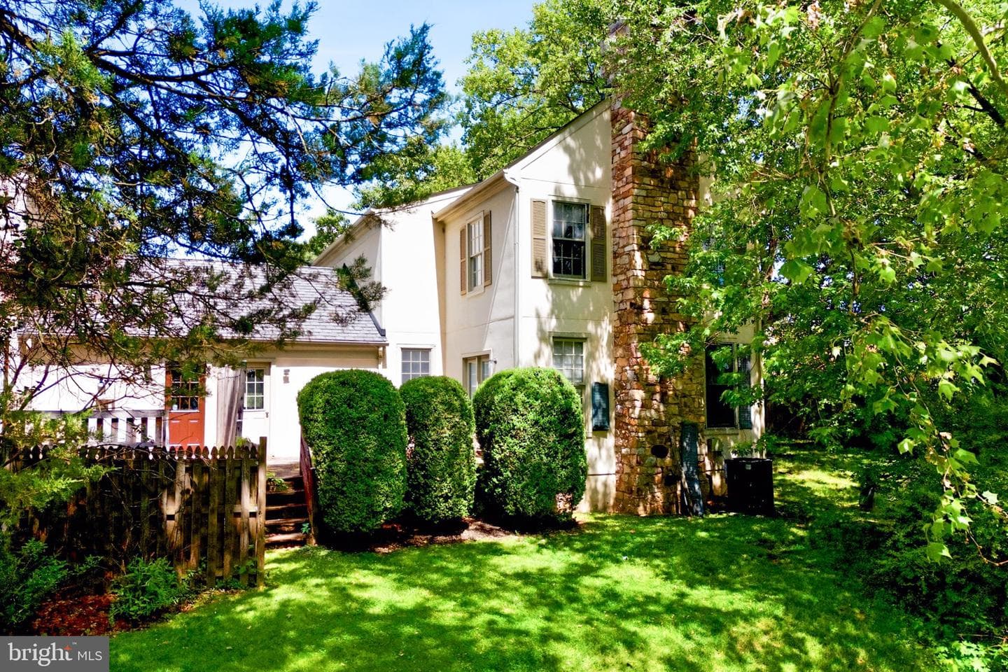 4 Linden Hill Way SW photo 24