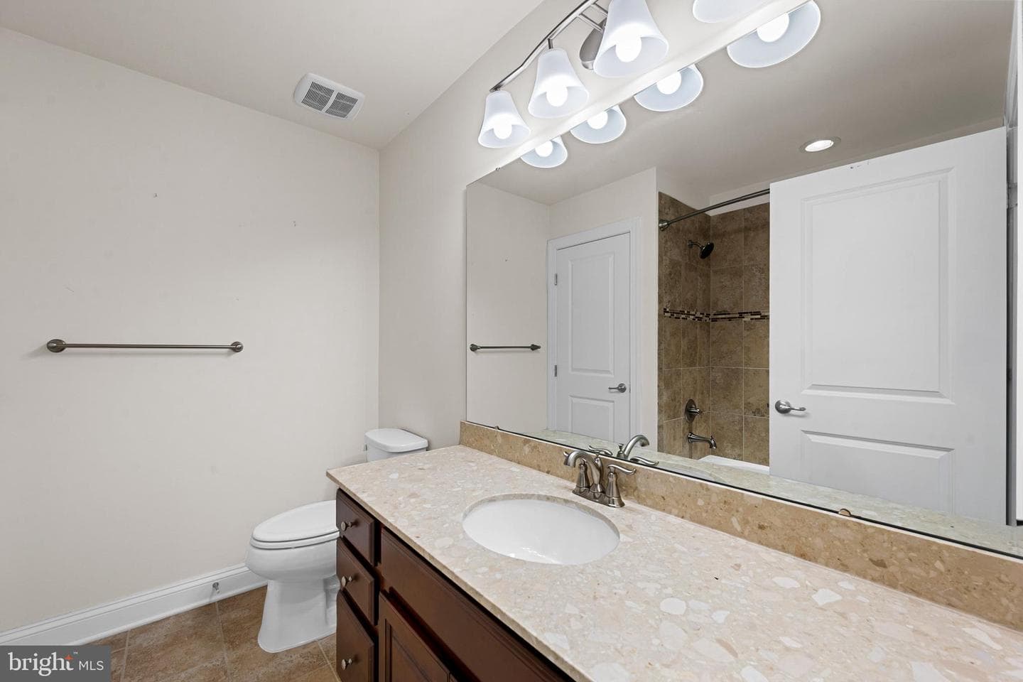 25079 Chafee Circle photo 62