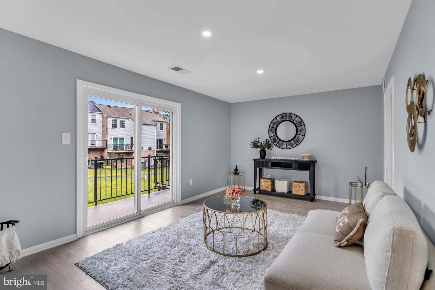 1046 Margate Court photo 15