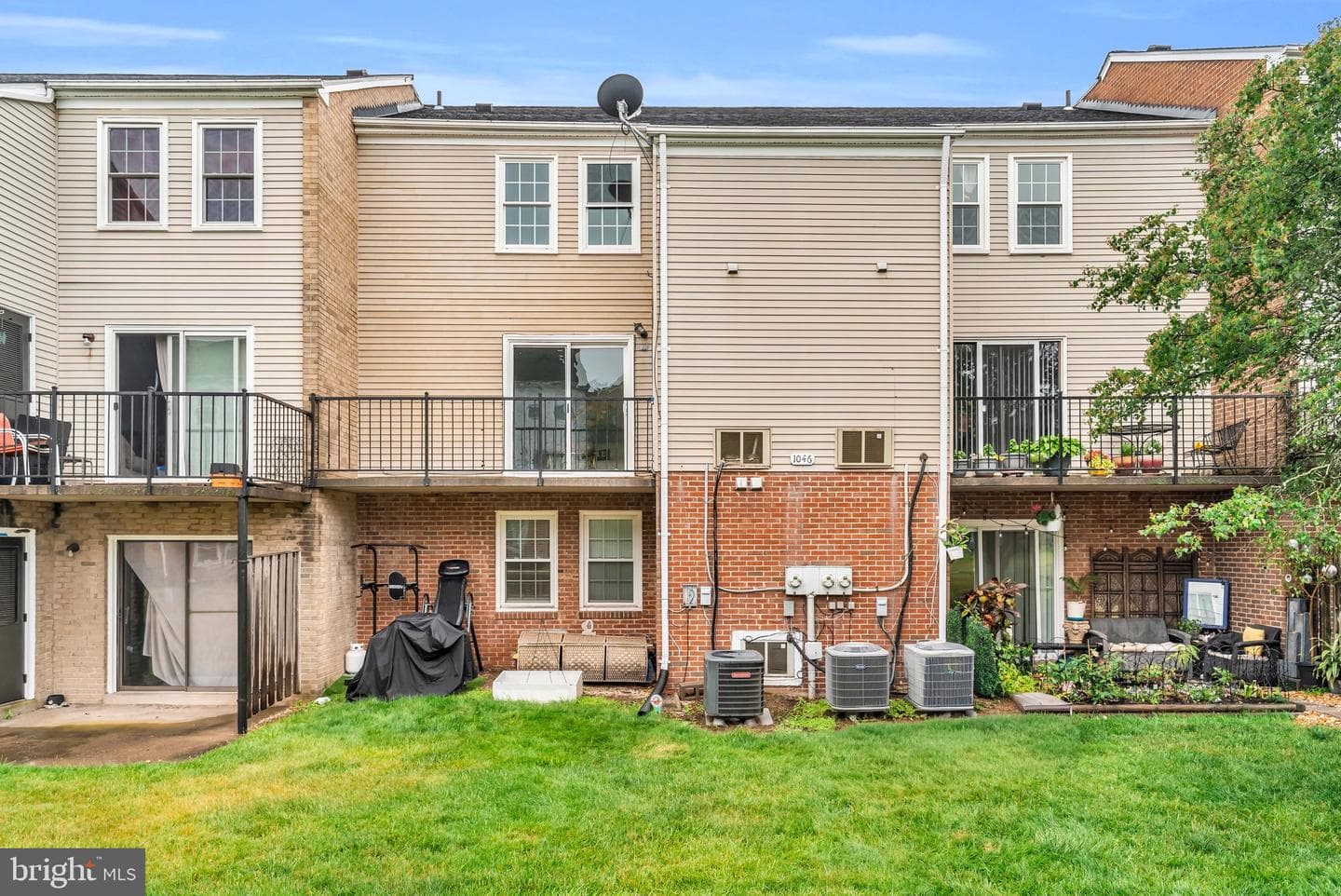 1046 Margate Court photo 39