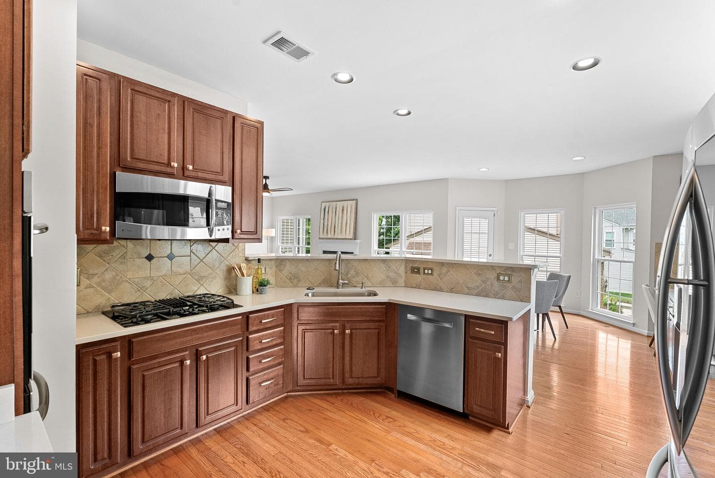 803 Kenneth Place SE photo 22