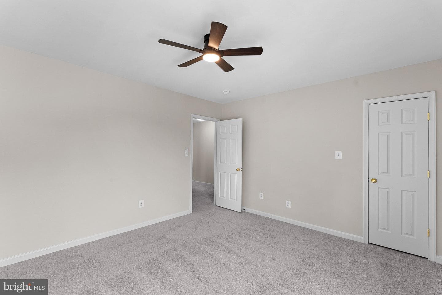 803 Kenneth Place SE photo 44