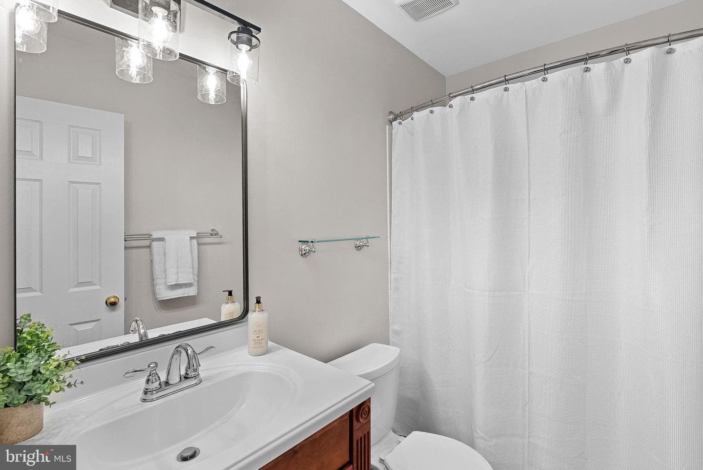 803 Kenneth Place SE photo 45